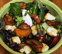 Салат с хурмой