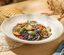 Паста с вонголе в винном соусе