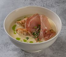 Сырный суп с прошутто