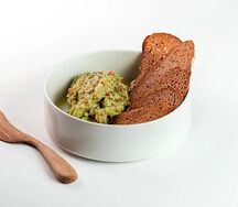 Гуакамоле с чипсами