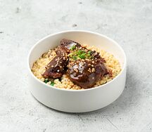 Телячьи щечки с птитимом и грибами