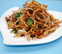 №527 Жареный кальмар фри (острый)