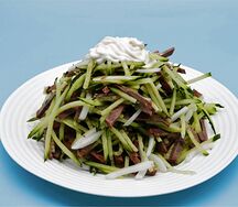 №436 Салат Говядина с огурцом под майонезом