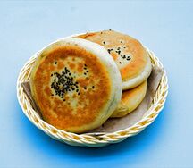 №566 Пирожок с курицей и грибами