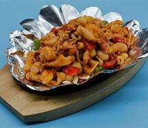 №530 Морепродукты на чугуне