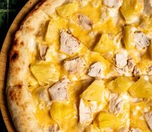 Пицца Курочка с ананасами