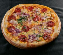 Пицца Кон карне