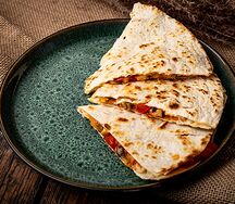 Кесадилья с курицей
