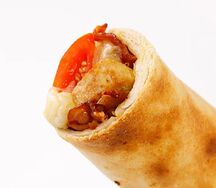 Завертон с курицей и беконом увеличенный