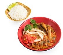 Том ям с кальмаром