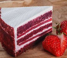 Пирожное Красный бархат