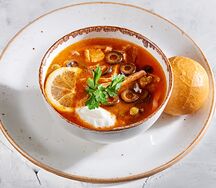 Солянка мясная сборная