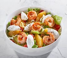 Салат с креветками и творожным сыром
