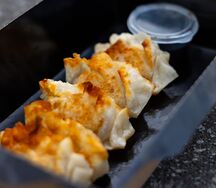 Гедза со свининой и зеленым луком