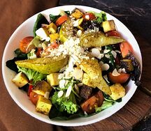 Салат с грушей карри Veg