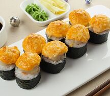 Запеченный ролл с гребешком