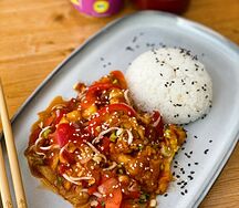 Рис с курицей в кисло-сладком соусе