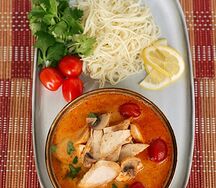Суп Том Ям с курицей