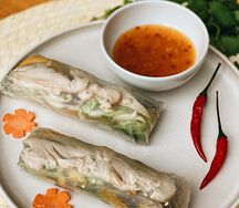 Спринг-роллы с курицей