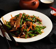 116. Салат из стрелок чеснока с говядиной