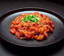 Кимчи, жаренное с мясом