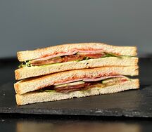 Сэндвич с ветчиной