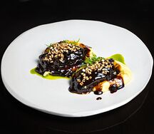 Мраморные телячьи щечки