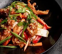 Салат Бай Ши с газированной курицей