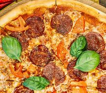 Пепперони с пикантными колбасками