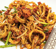 Кальмар кунг пао с арахисом и хрустящей паприкой