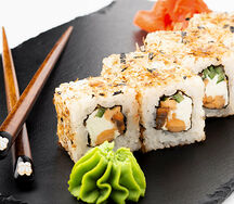 Бонито-ролл с лососем терияки