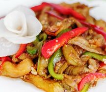 Салат из баклажанов в чесночном соусе