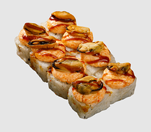 Ролл запеченный с тамаго и мидиями