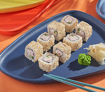 Ролл Калифорния в кунжуте