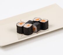 Мини-ролл с лососем