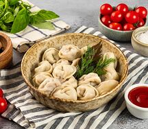 Пельмени с говядиной и кетчупом