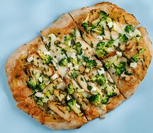 Пинца Цыпленок и брокколи
