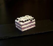 Пирожное Лавандовое