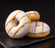 Донат карамельный