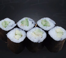 Ролл с авокадо