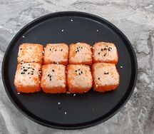 Запеченная Калифорния со снежным крабом