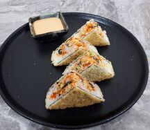 Сэндвич ролл с мидиями и креветками