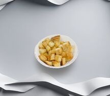 Сухарики белые с чесноком
