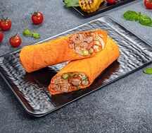 Шаурма с курицей в сырном лаваше