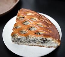 Пирог с курицей и грибами