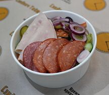 Салат Легендарное трио