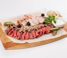 Мясная тарелка
