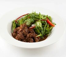 Теплый салат с куриной печенью