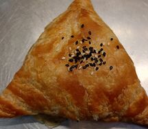 Самса треугольник