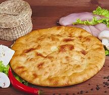 Пирог с сыром, курицей и грибами